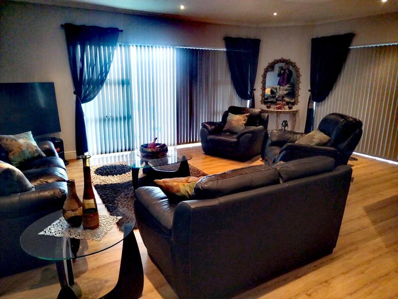 3 Bedroom Property for Sale in Gordons Bay Western Cape